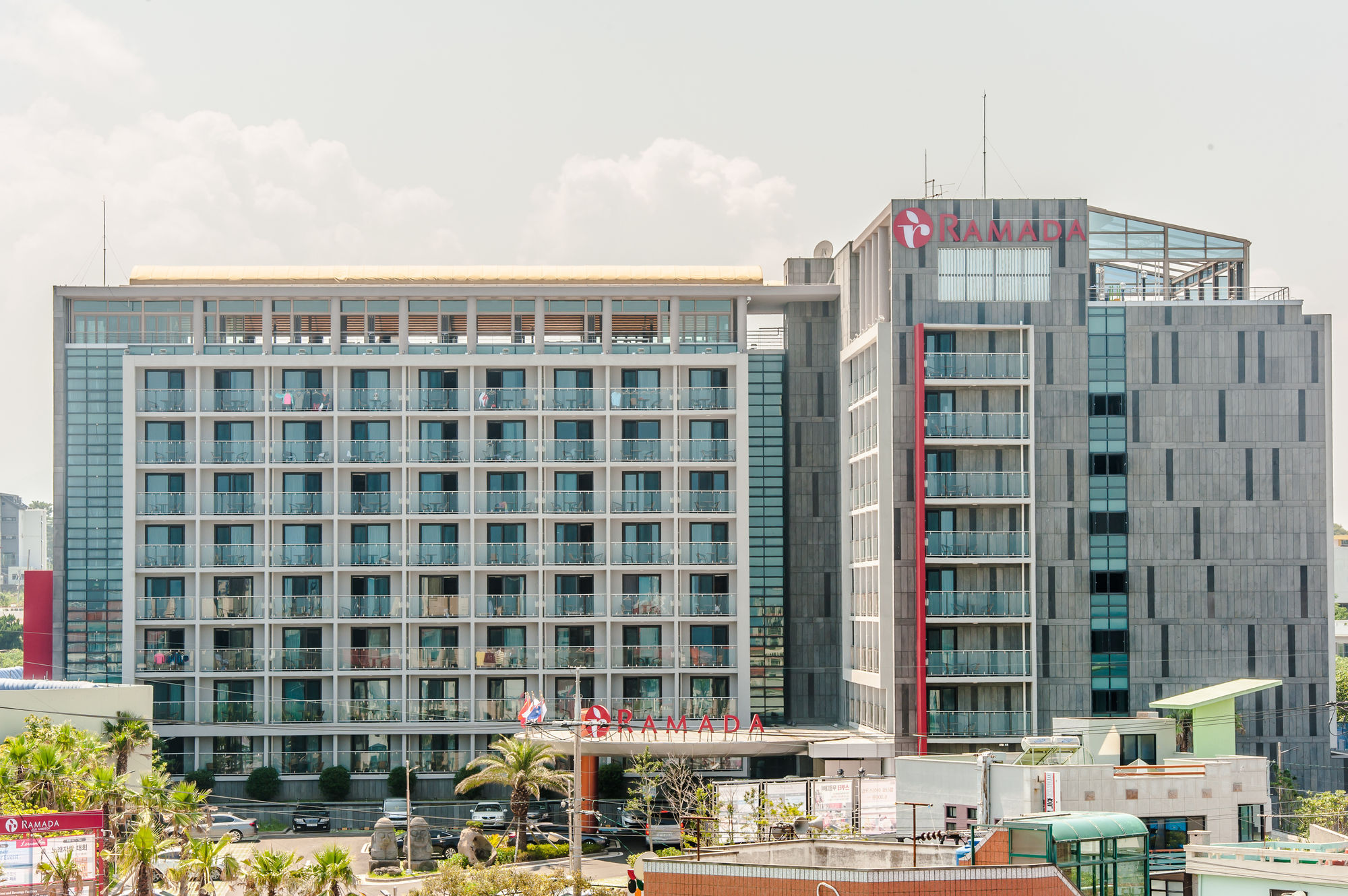 Hotel Ramada By Wyndham Jeju Hamdeok Exterior foto